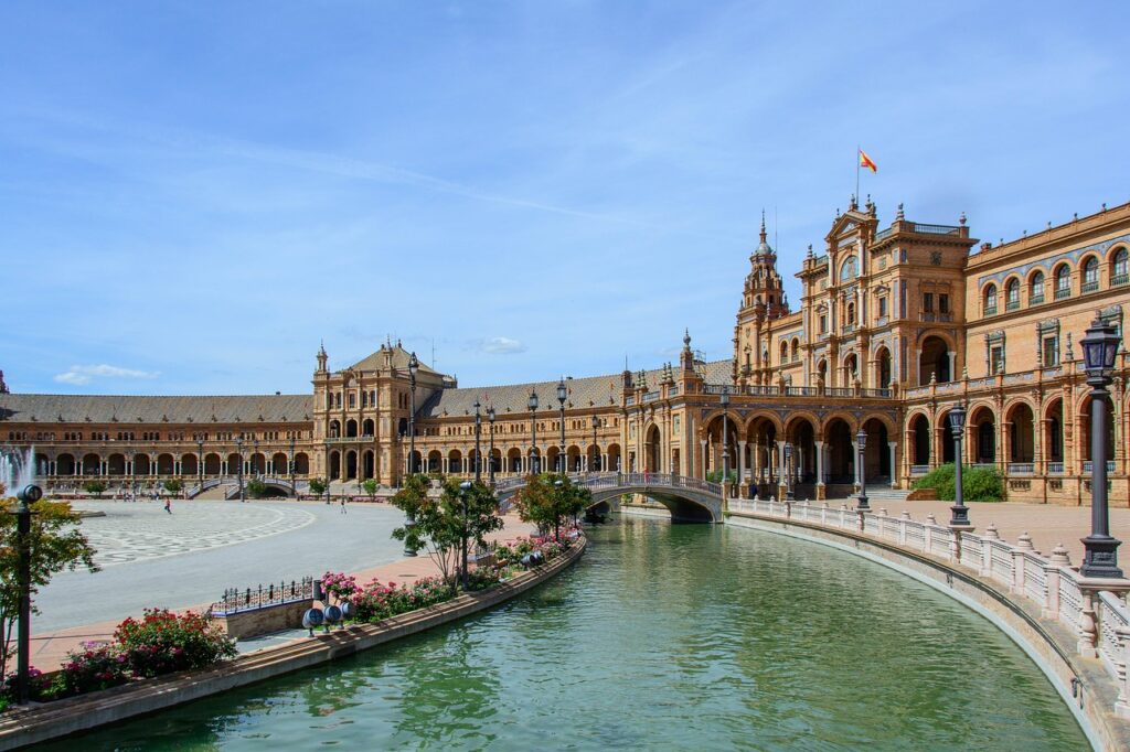 city square, spain, seville-825551.jpg